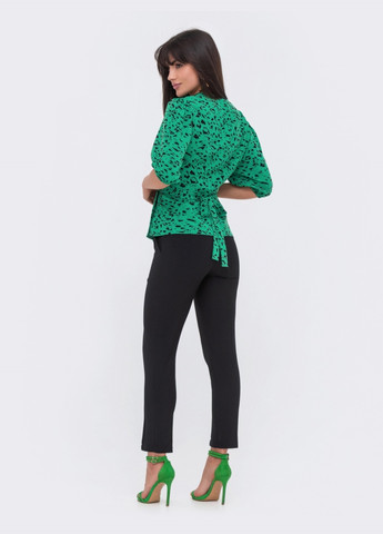 комплект із принтованої зеленої блузки та чорних штанів Dressa (259261963)