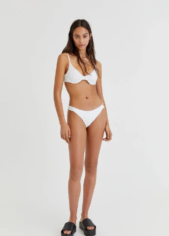 Белый купальник Pull & Bear