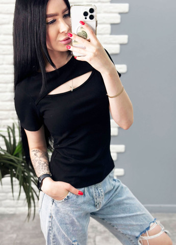 Чорна літня футболка з вирізом Fashion Girl Bianka