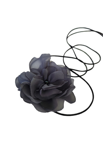 Трендовий чокер троянда сірого кольору на шнурку, чокер квітка, прикраса на шию з трояндою з шифону Ksenija Vitali (259318165)