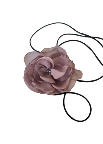 Трендовий чокер троянда пудрового кольору на шнурку, чокер квітка, прикраса на шию з трояндою з шифону Ksenija Vitali (259318159)