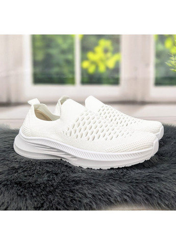 Білі всесезонні кросівки жіночі текстильні весняно-літні Dago