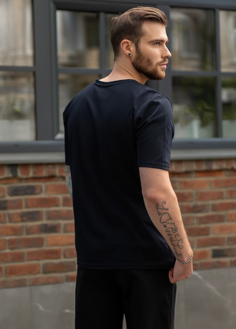 Хаки (оливковая) футболка их хлопкового трикотажа с патриотической символикой Tailer