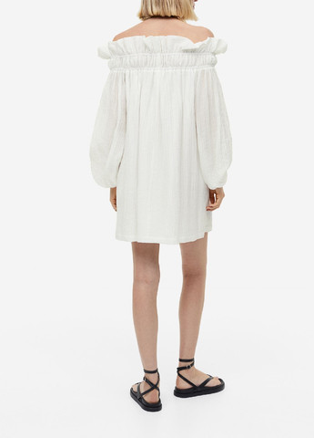 Белое кэжуал платье H&M однотонное