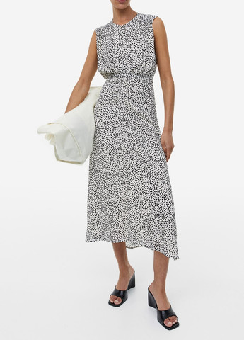 Молочное кэжуал платье H&M в горошек