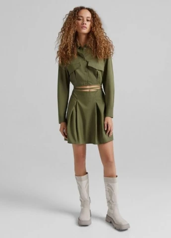Оливковое (хаки) платье деффект Bershka