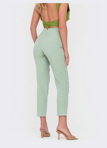 зелені штани в стилі кежуал із завищеною талією Dressa (259542935)