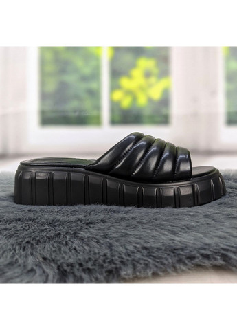 Черные шлепанцы женские эко-кожа на объемной подошве Mengfuna