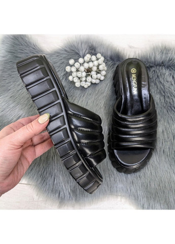 Черные шлепанцы женские эко-кожа на объемной подошве Mengfuna