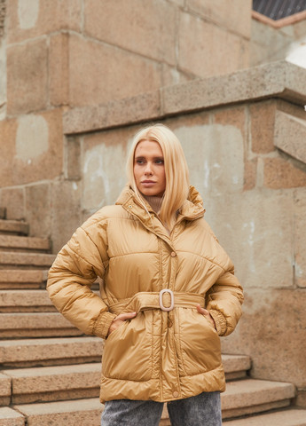 Бежева демісезонна куртка MN