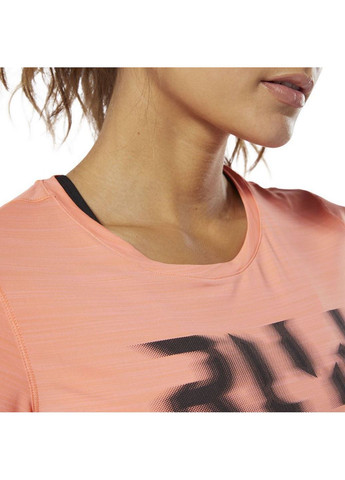 Рожева демісезон жіноча спортивна футболка running activchill dy0511 Reebok