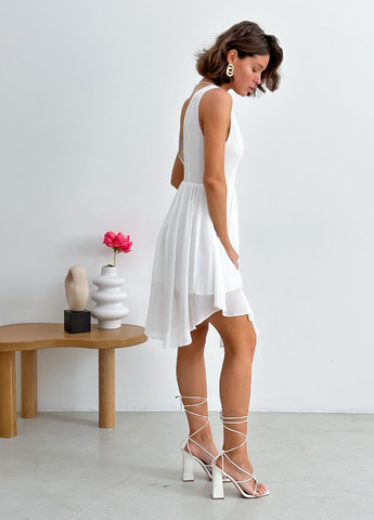 Білий коктейльна шифоновое платье с глубоким декольте кльош, з відкритою спиною, а-силует Finders Keepers однотонна