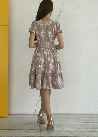 Пудровое повседневный платье Liton с цветочным принтом