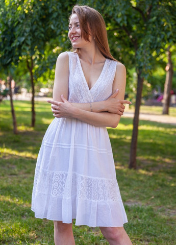 Белое вечернее платье колокол, а-силуэт Best однотонное