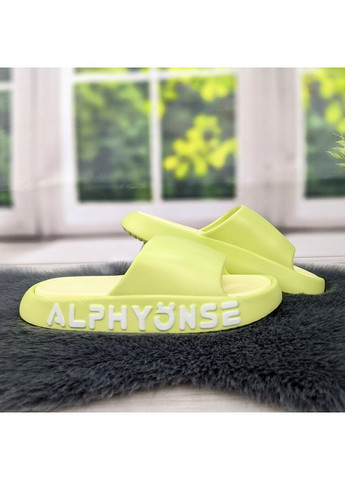 Салатовые шлепанцы женские сланцы пенковые Lion
