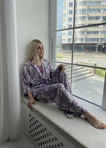 Лілова жіноча пижама для дому трійка, халат + майка+штани NEL