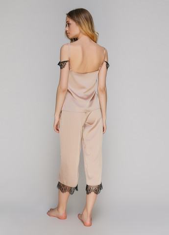 Бежева всесезон піжама жіноча майка + капрі Serenade