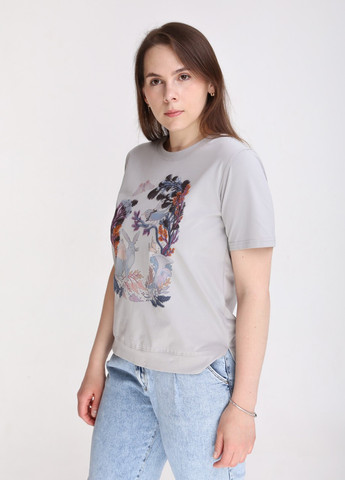 Серая всесезон футболка женская серая прямая большой размер с принтом с коротким рукавом JEANSclub Прямая