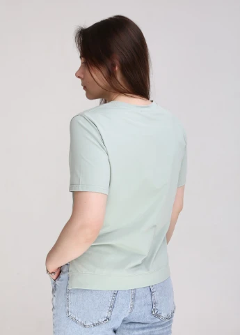 Футболка женская зеленая прямая с цветами JEANSclub Прямая - (259793948)