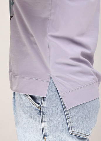 Фиолетовая всесезон футболка женская фиолетовая прямая с разрезами и принтом с коротким рукавом JEANSclub Прямая