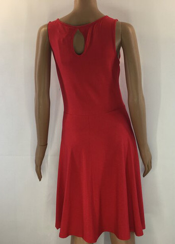 Красное кэжуал платье клеш Tamaris однотонное