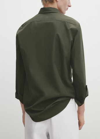 Зеленая классическая рубашка Massimo Dutti