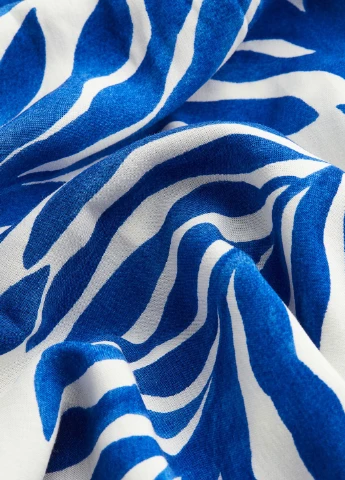 Білий кежуал сукня H&M з малюнком