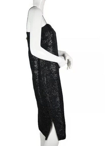 Черное вечернее платье с открытыми плечами Iris & Ink с абстрактным узором