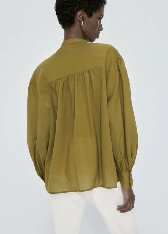 Оливкова блуза Massimo Dutti
