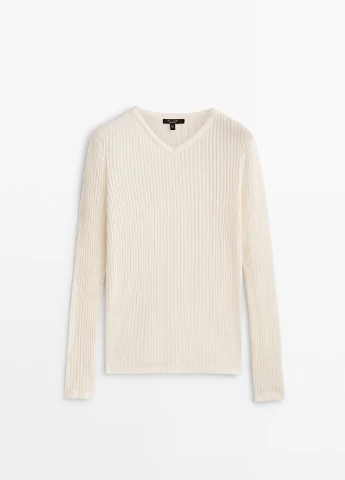Молочный демисезонный свитер Massimo Dutti