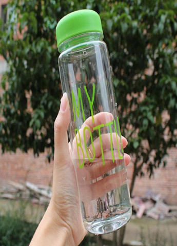 Універсальна сучасна компактна пляшечка з чохлом My Bottle 500мл Зелена VTech (260134031)