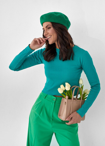 Изумрудный демисезонный трикотажный джемпер в мелкий рубчик молочный Crep