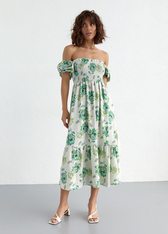 Зеленое летнее платье в цветочный узор с открытыми плечами Lurex