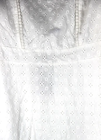 Білий сукня Boohoo