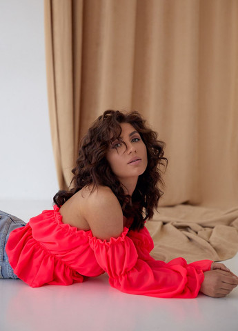 Рожева жіноча вкорочена блузка із шифону DK