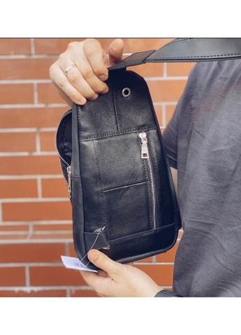 Мужская кожаная сумка 17х31х8 см Newery (260170132)