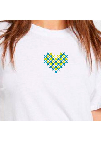 Біла футболка з вишивкою серце жіноча білий 2xl No Brand