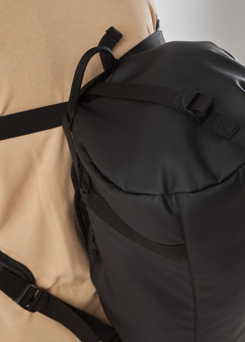 Сумка-рюкзак бочка черная с карманом для обуви 37L на 3 отделения No Brand сумка barrel (260396336)