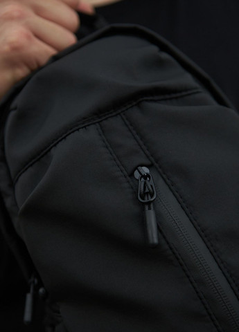 Чоловіча сумка-слінг через плече/нагрудна у чорному кольорі No Brand (260396321)