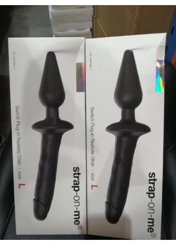Анальна пробка з дилдо SWITCH PLUG-IN REALISTIC DILDO BLACK - L (м'ята упаковка) Strap-On-Me (260450690)