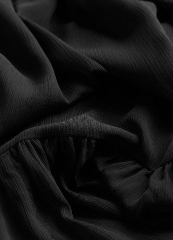 Черное праздничный платье H&M однотонное