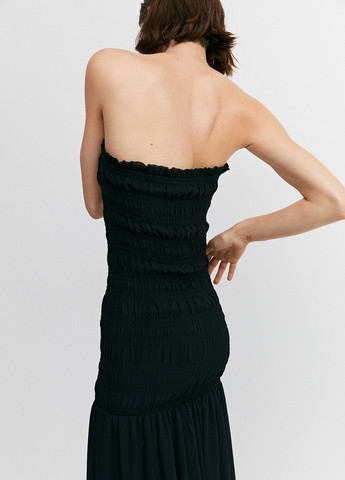 Черное праздничный платье H&M однотонное