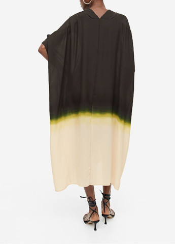 Чорна кежуал сукня H&M з абстрактним візерунком