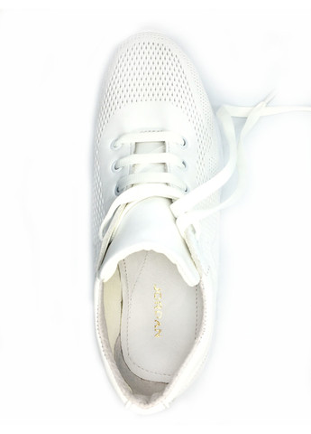 Білі всесезонні кросівки Jordan