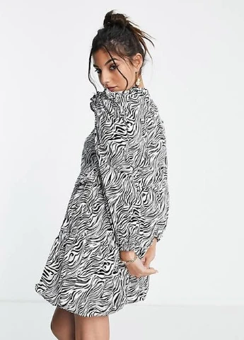 Чорно-білий сукня Miss Selfridge