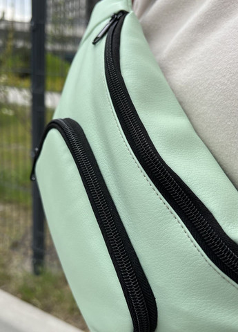 Жіноча нагрудна сумка-бананка, слінг-сумка практична і стильна мятний колір No Brand tender (260517651)