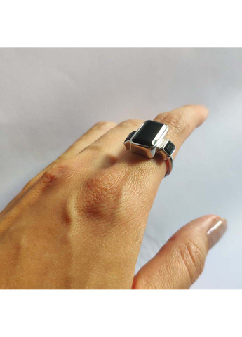 Срібна каблучка з натуральним оніксом 7.808ct Silver Breeze (260518264)