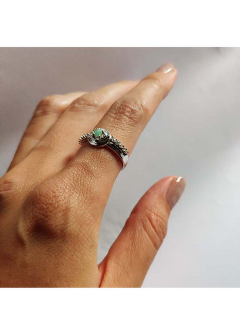 Серебряное кольцо с натуральным изумрудом 0.1ct Silver Breeze (260517986)