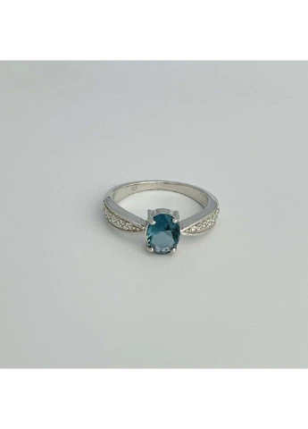 Серебряное кольцо с топазом Лондон Блю 0.813ct фианитами Silver Breeze (260517918)
