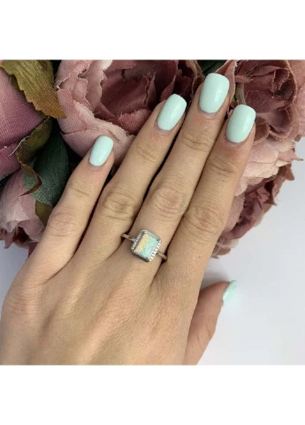 Серебряное кольцо с опалом 0.617ct Silver Breeze (260518274)
